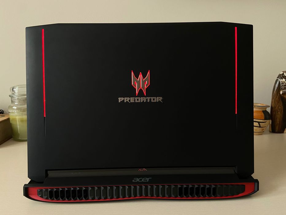 Laptop Acer Predator G9 de 17”, i7 si 48GB - IMPECABIL