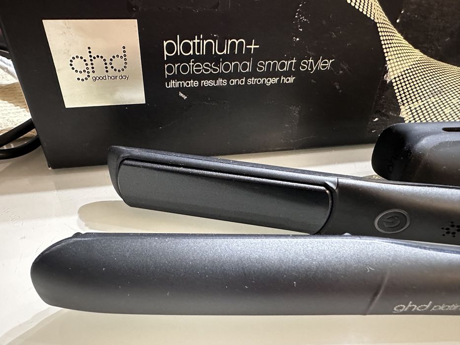 ghd Platinum+ преса за коса с интелигентна технология ultra-zone