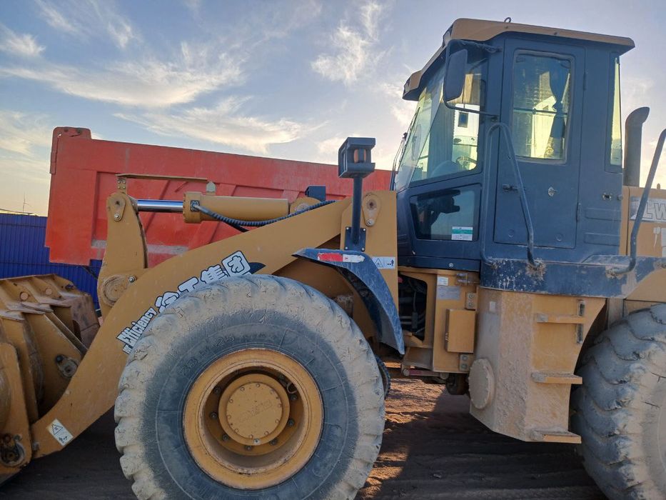 Погрузчик 3 кубалик