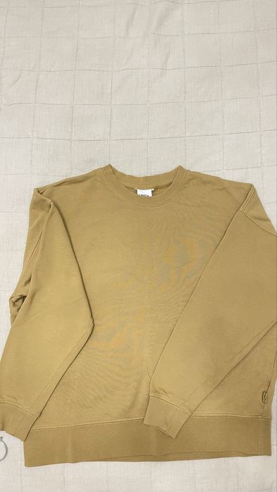 Разгружаю гардероб, одежда женская