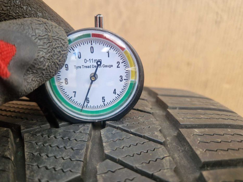 2 Continental R19 245/35
Зимни гуми 
DOT4820