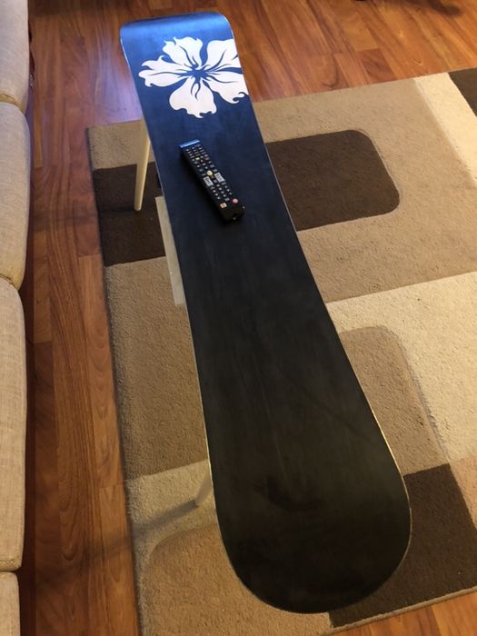 Уникална масичка от сноуборд