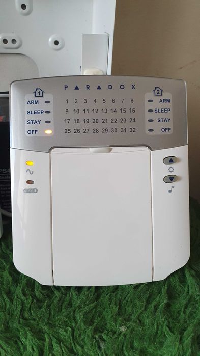 Сот комплект Paradox Spectra SP5500 с дистанционно у-е