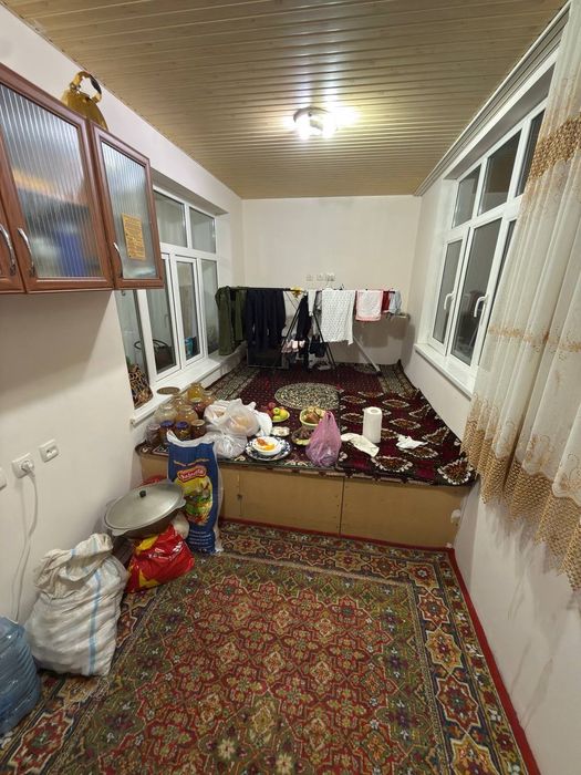 Чилонзор 26кварталда Уй сотилади срочно