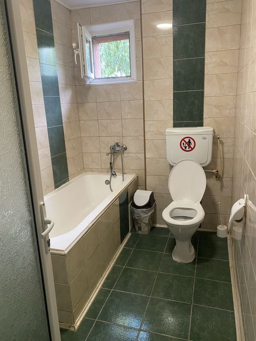 Inchiriez garsoniera in Voluntari la sosea 50mp, langa statia de autobuz