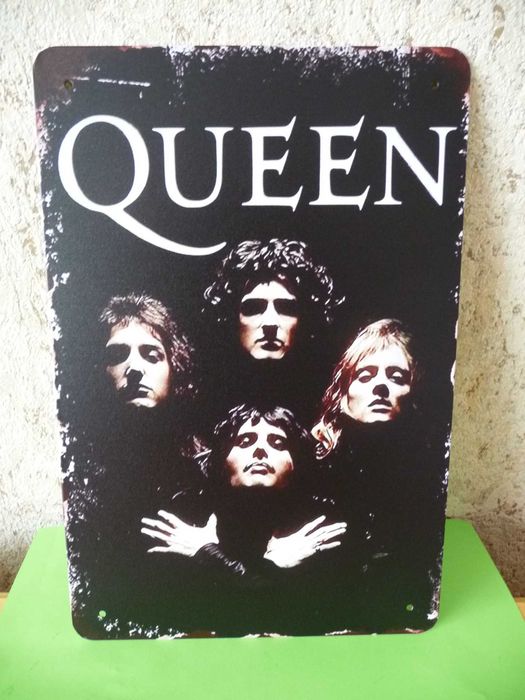 Готини метални табели за декорация и колекция