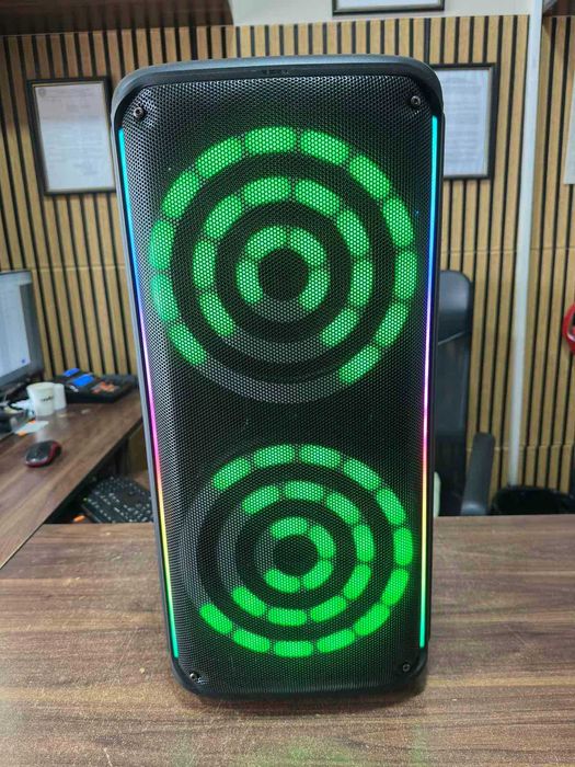 Безжична портативна караоке аудио система KTS-1912 с 2 микрофона