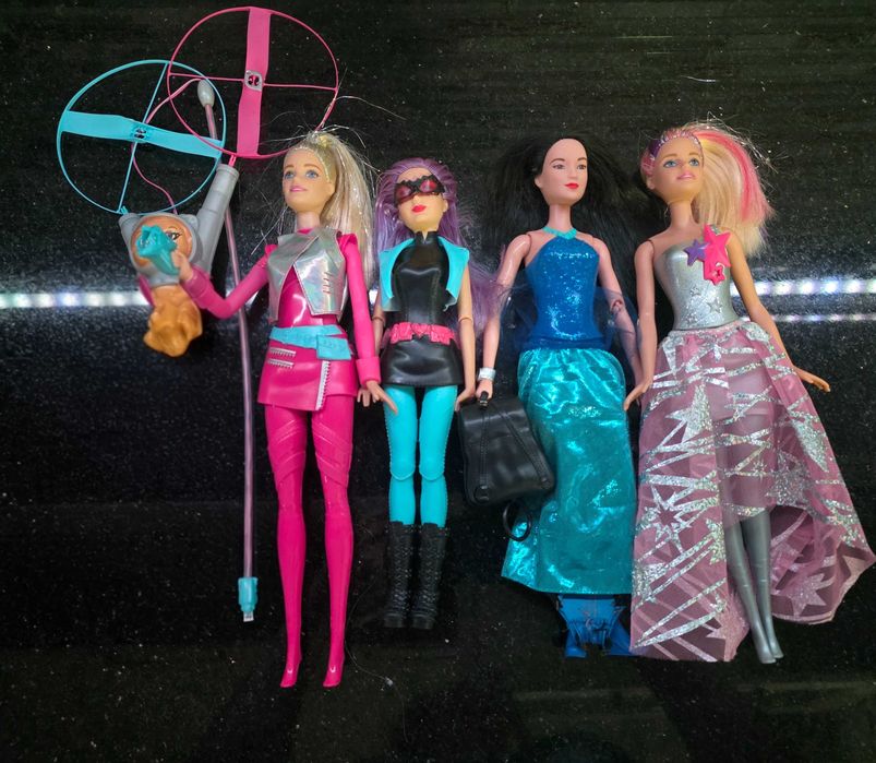 Кукли Барби и Кен