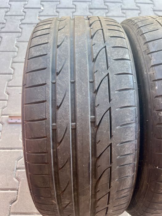 Летни Гуми 235/40/19 BRIDGESTONE ДОТ:1423