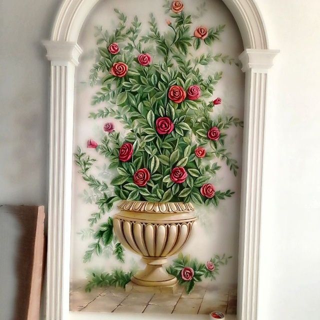 Художник  Барелиеф на стен