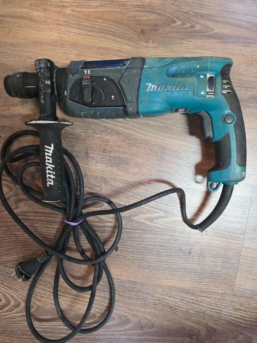 Ciocan rotopercutor Makita HR2470, 780W, 2.4J, 1100 RPM, mandrina -P-