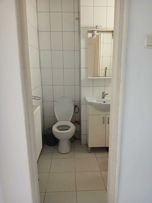 Închiriere apartament 2 camere, direct de la proprietar - zona Podu Roș