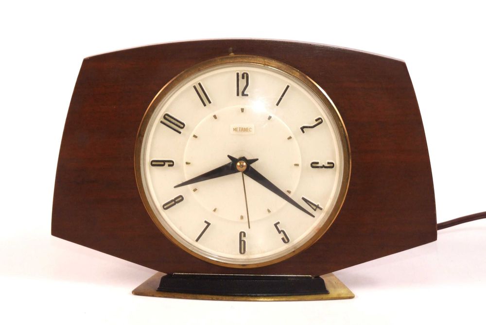 Ceas electric englezesc METAMEC priza 220 V, rama lemn, ca NOU