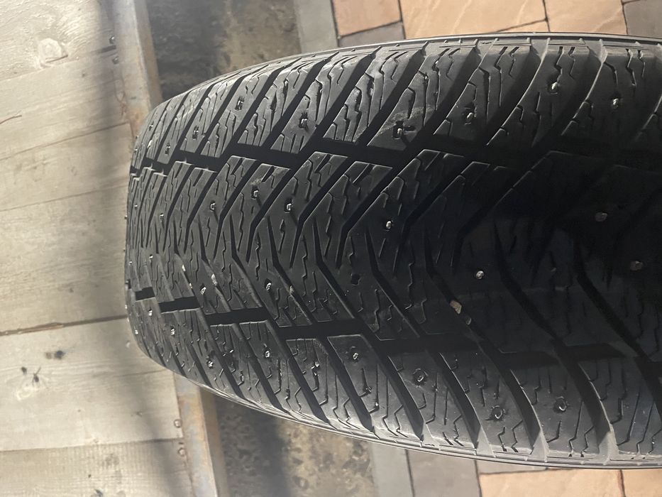 YOKOHAMA 285•60•18