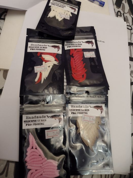 Разпродажба силиконови примамки и пасти пъстърва 4лв