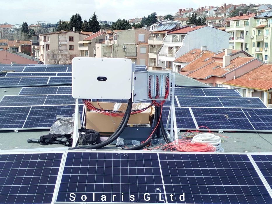 Екип - електротехник и монтажници за Фотоволтаични системи