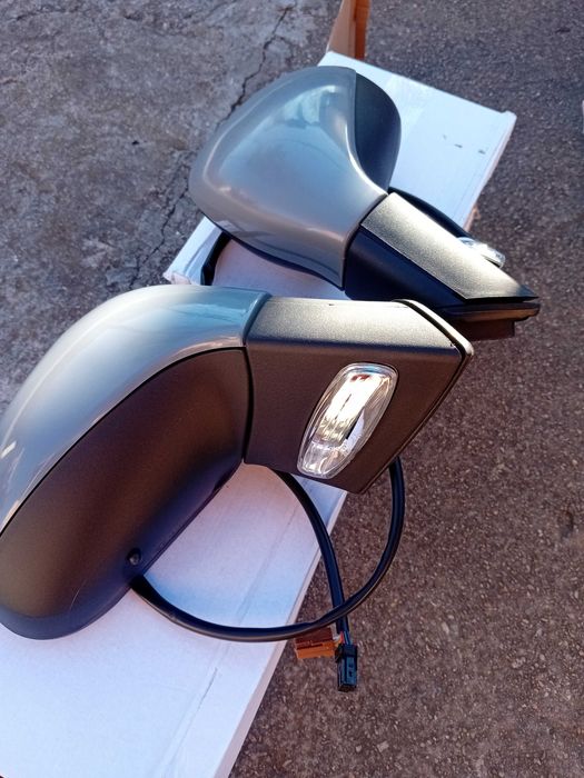 Огледало Пежо 207