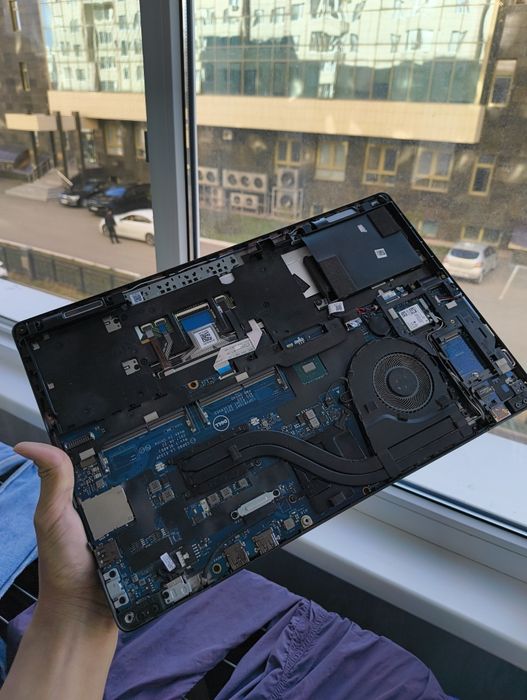 Dell Latitude 5580 / рабочий / под апгрейд