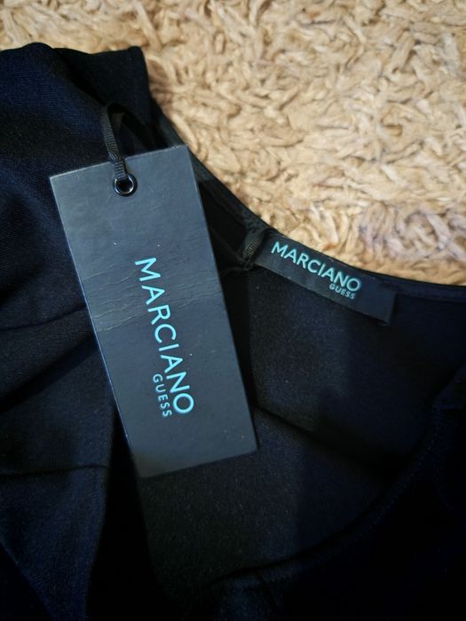 Черна рокля GUESS Marciano