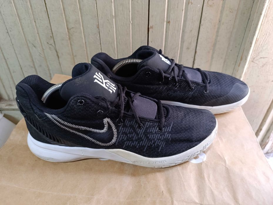 ''Nike Kyrie Flytrap 2''оригинални маратонки 44.5 номер