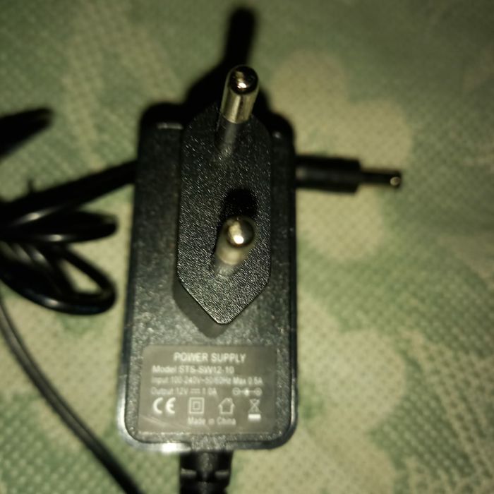 Продам Блок Питания на 12 Вольт на 1 Ампер