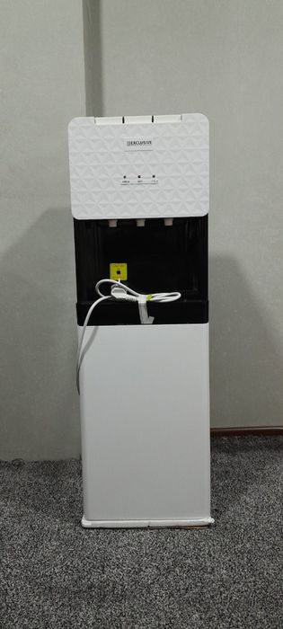 Кулер для воды Exlusive E8