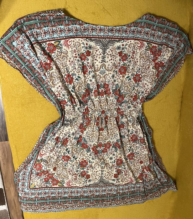 Zara- rochita marimea M