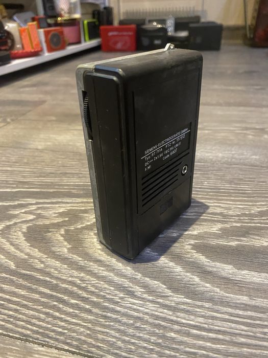 Radio Vintage de buzunar SIEMENS RT 711 - Model 1983 - Funcțional
