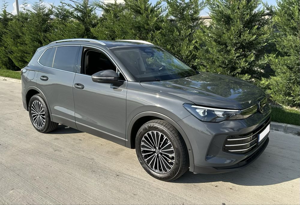 Tiguan Elegance IQ.LIGHT HD Matrix LED - Distronic - Masaj in Scaune Camere 360° – Area View  1.5 eTSI 150 Cp