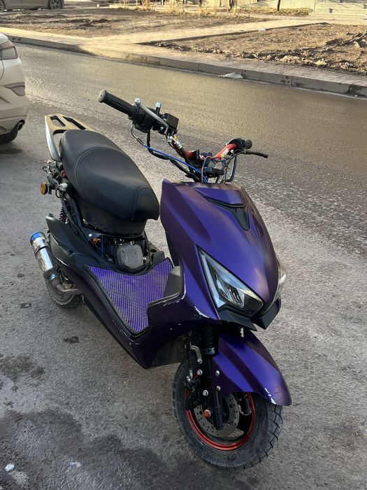 Продам м8 про лия