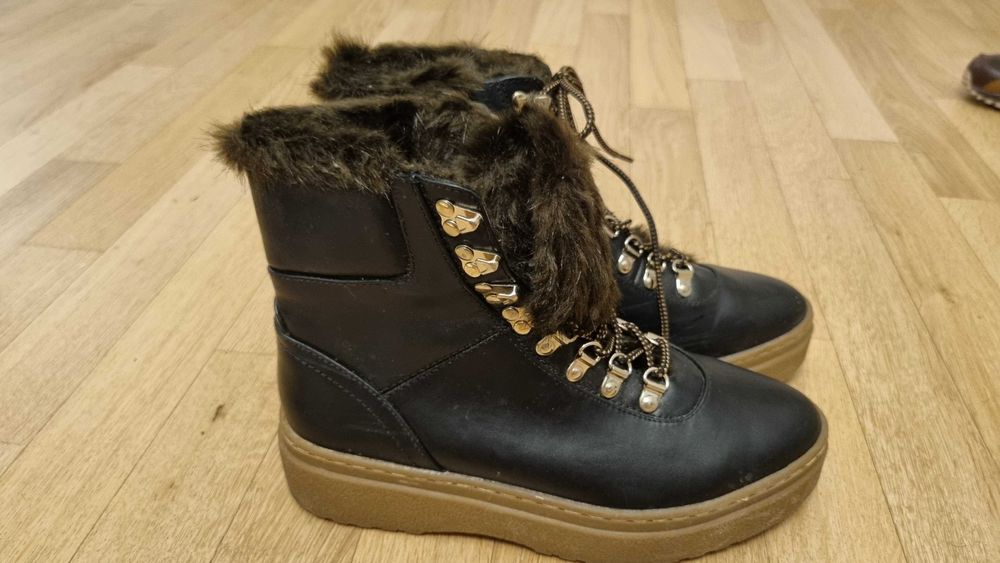 Ghete dama imblanita 39 Zara