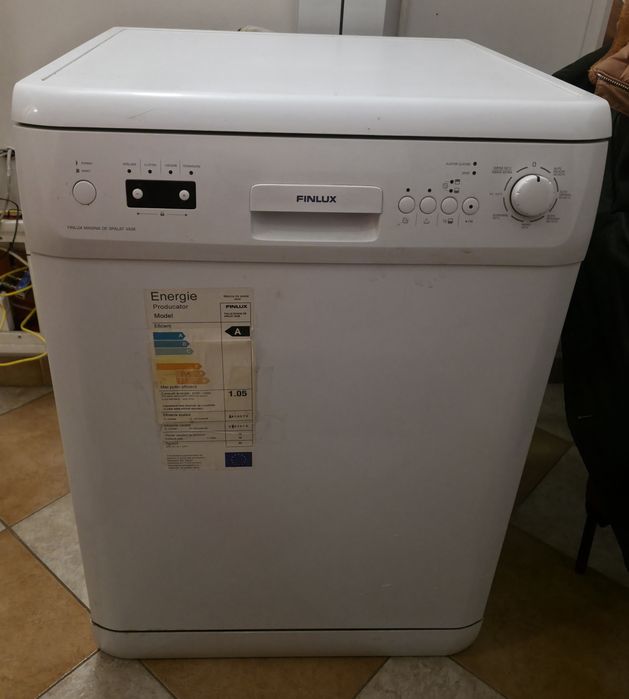 Vând mașină de spălat vase Finlux