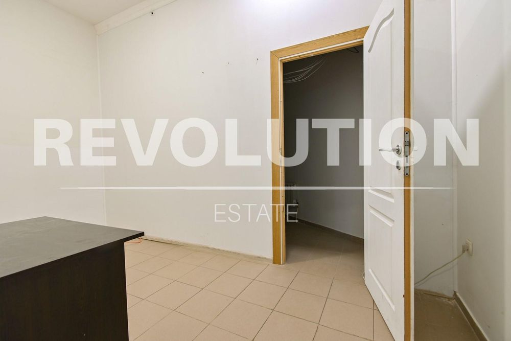 Магазин в ж.к. Младост 1