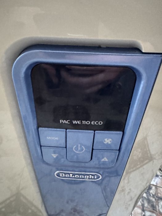 Aparat aer conditionat portabil Delonghi PAC WE110ECO, 11000 BTU, putin folosit, stare foarte buna