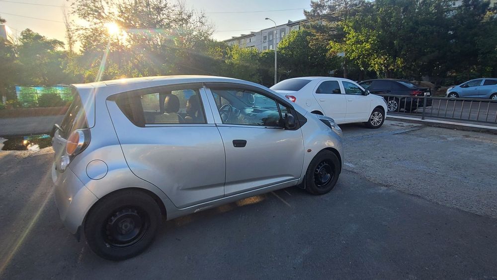 Chevrolet Spark 2011 — 8