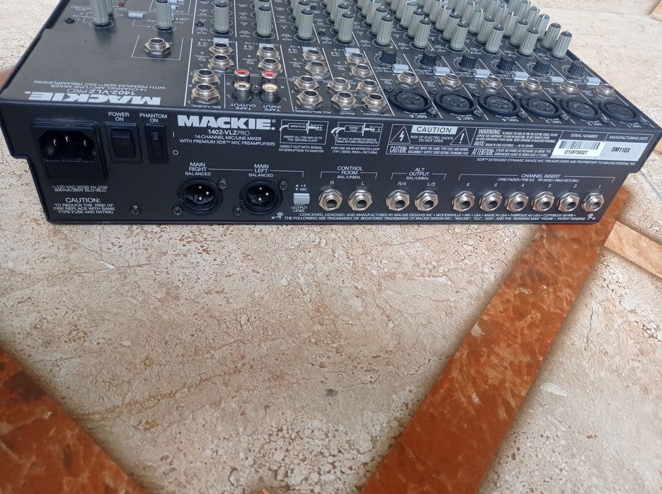Mackie vlz 1402 pro