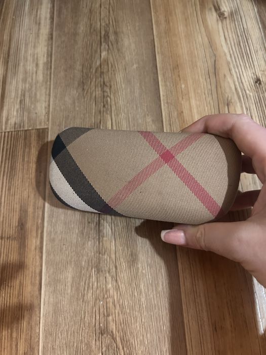 Оригинальный чехол от очков Burberry
