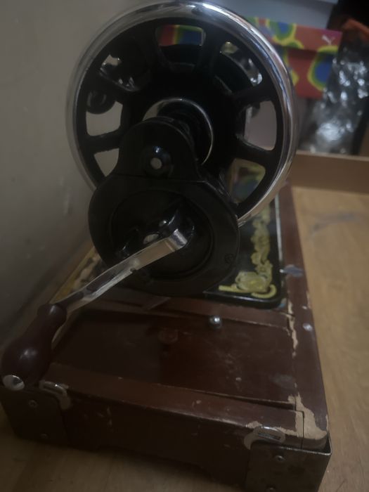 Швейная машинка настольная