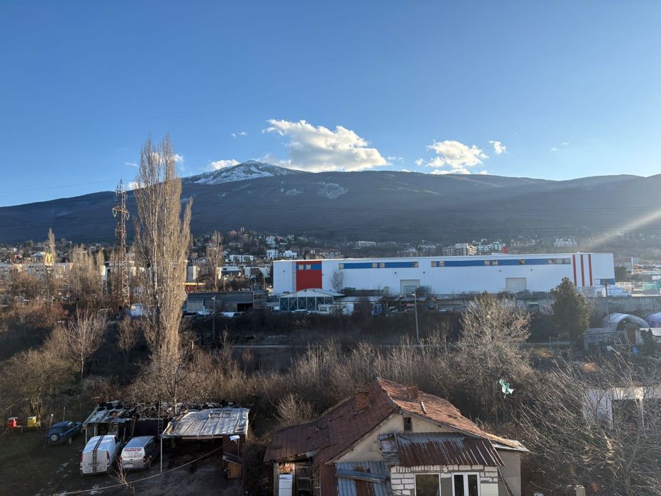 Апартамент продажба