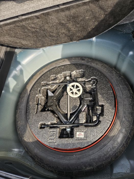 Резервна гума патерица за Hundai i40 135- 80- 17