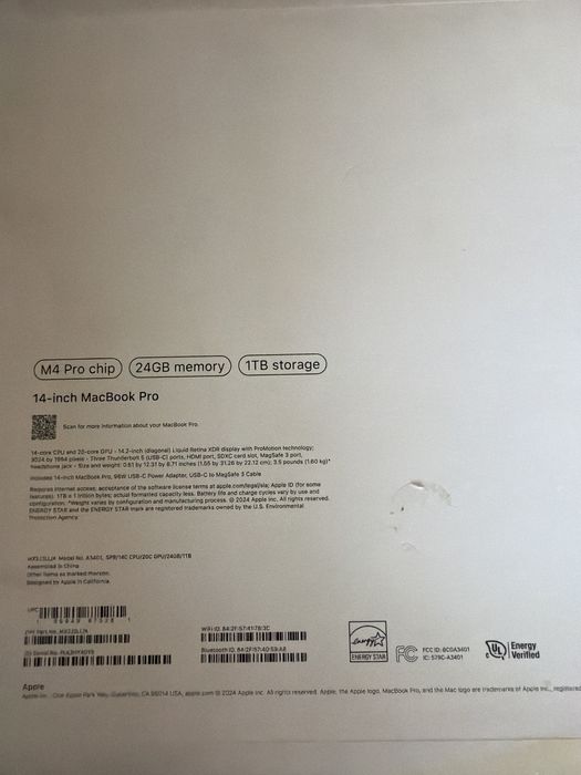MacBook Pro M4 Pro chip 24GB memory 1TB storage