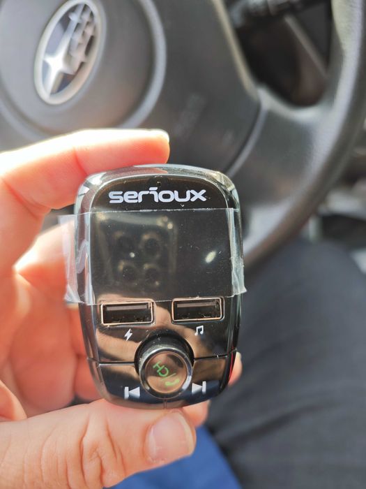 Fm трансмитер за автомобил с usb