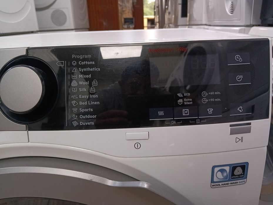 Сушилня с термопомпа Аег Aeg Series 8000 А+++  9кг. 2 години гаранция!