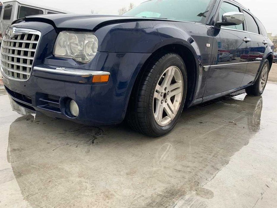 dezmembrez chrysler 300C