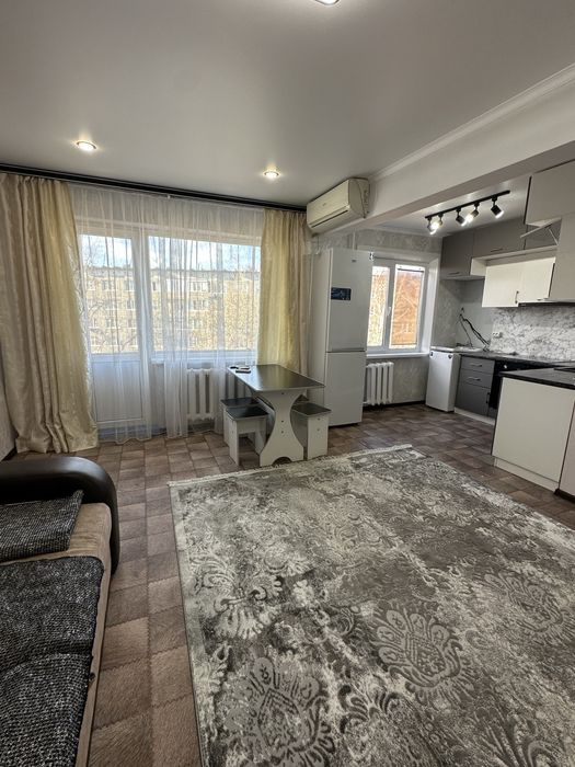 Продается на Бурова 2- комн. кв. 45м