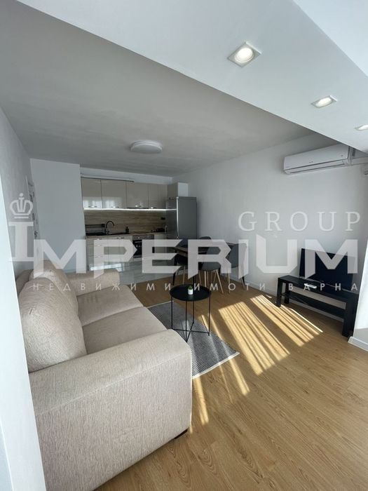 Продава се Двустаен апартамент в Варна, Аспарухово - 45 кв.м за 2414 €/кв.м - Снимка #2
