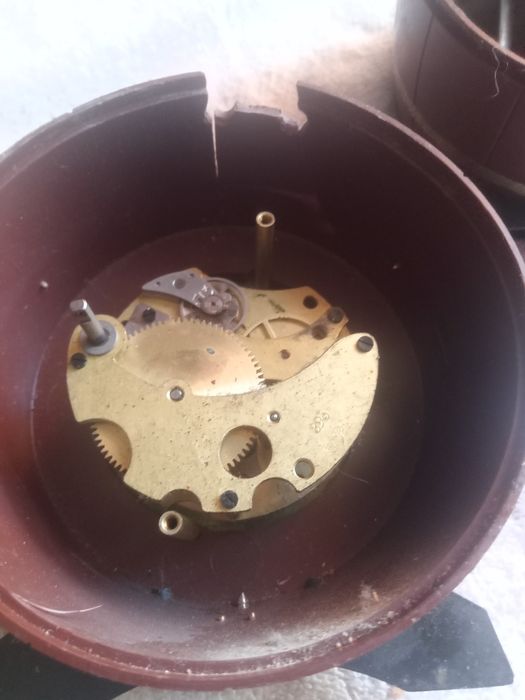 Продам часы, рабочие.