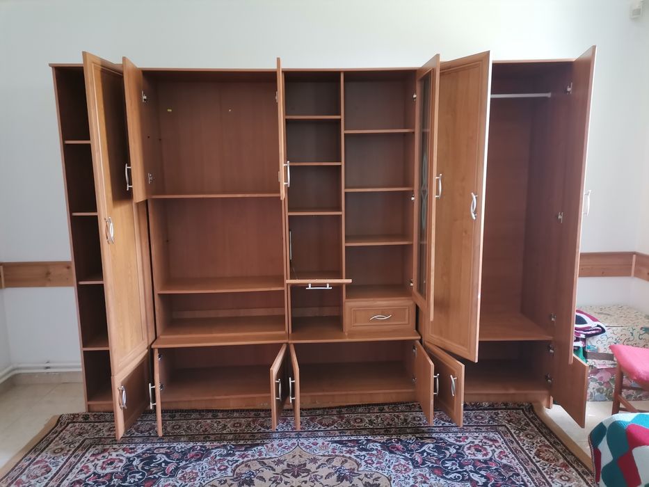 Dulap pentru sufragerie