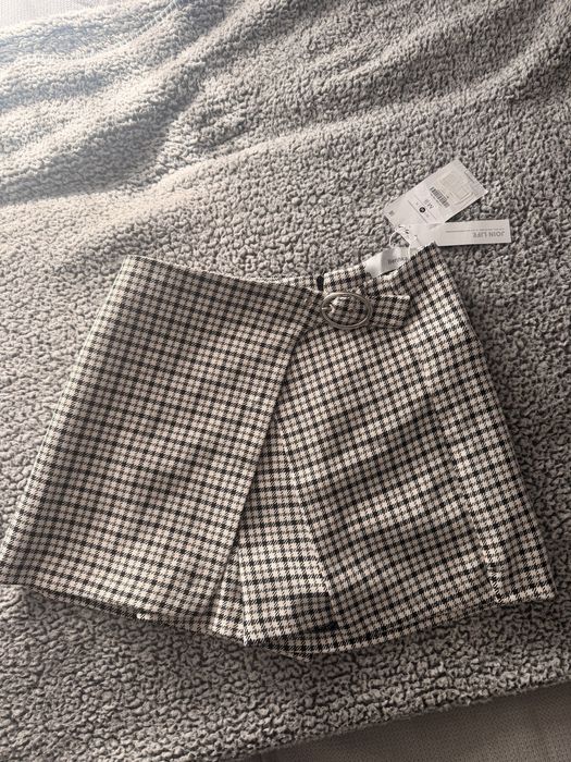 Пола Bershka М размер