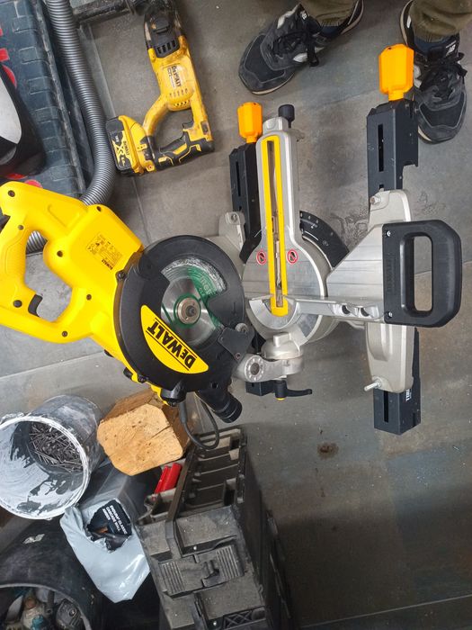 Circular Dewalt Dws774 Qs